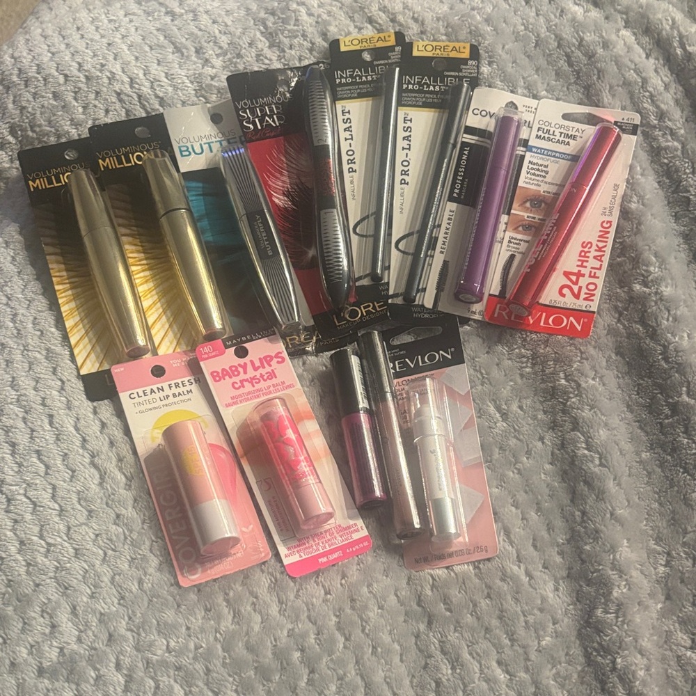 14 Piece Lot Assorted Lipsticks and Mascaras NYX L’Oréal Etc